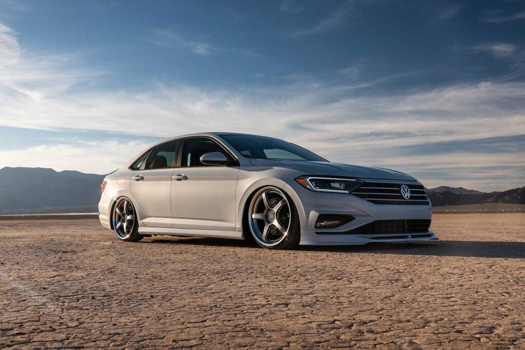 Custom 2019 Volkswagen Jettas SEMA