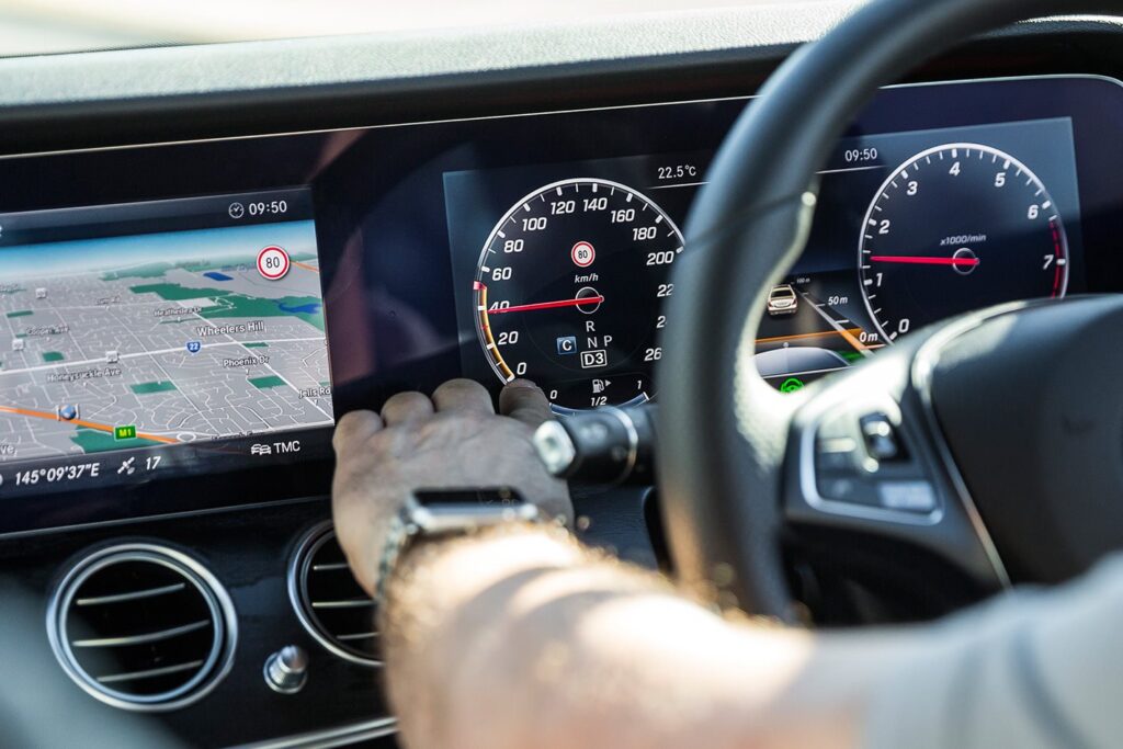 Autonomous cars and the Laws of Robotics