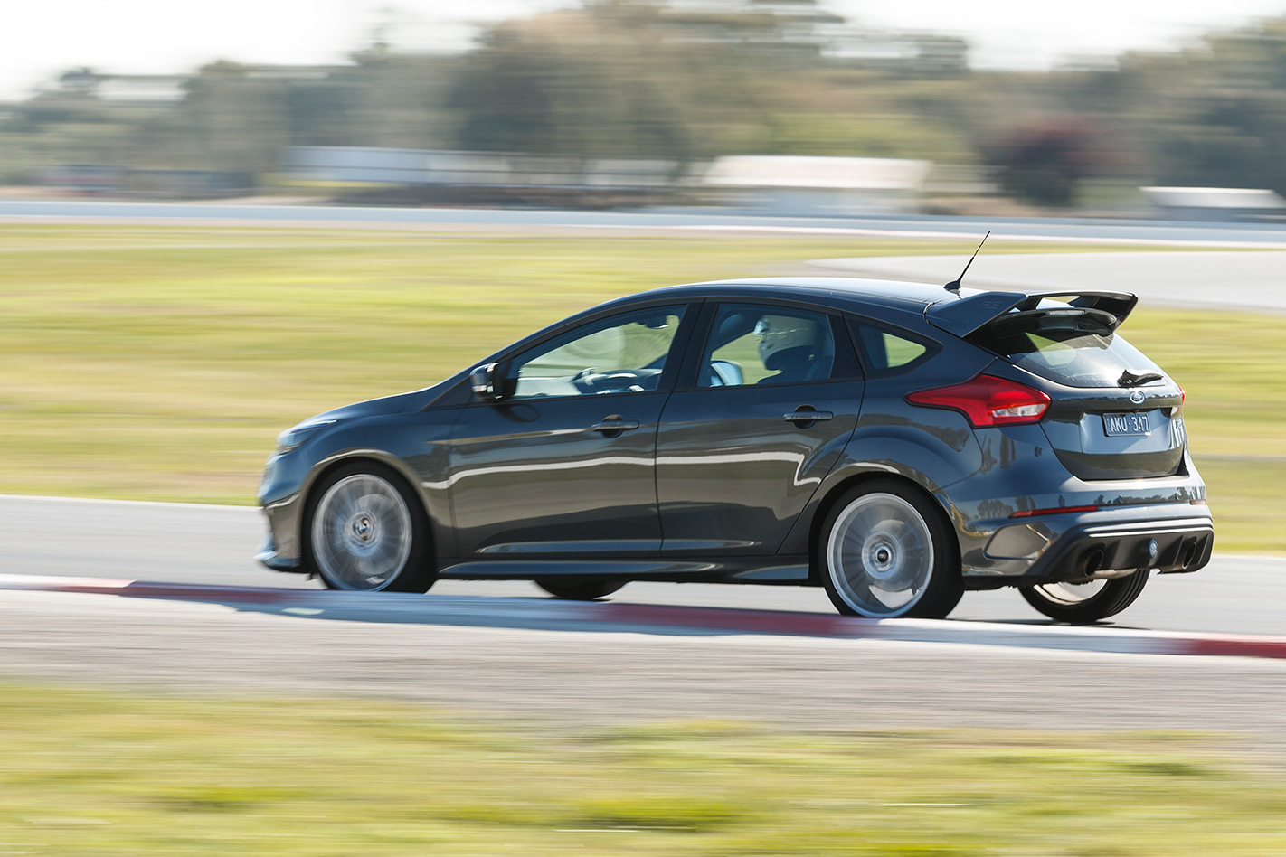 2017 Ford Focus RS exterior.jpg