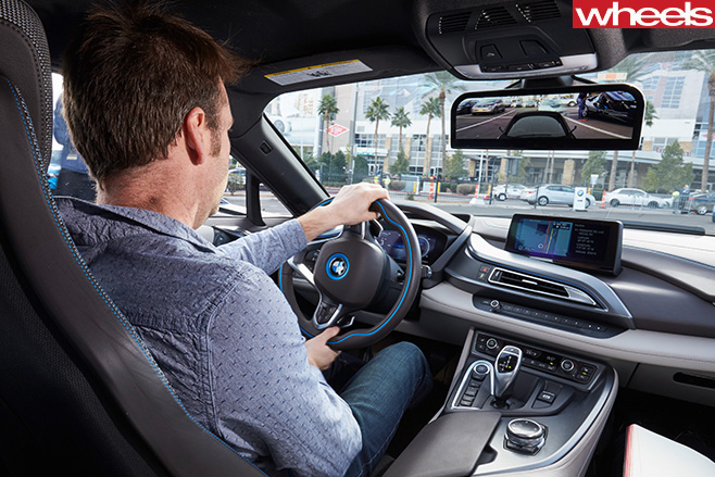 BMW-i 8-interior -view
