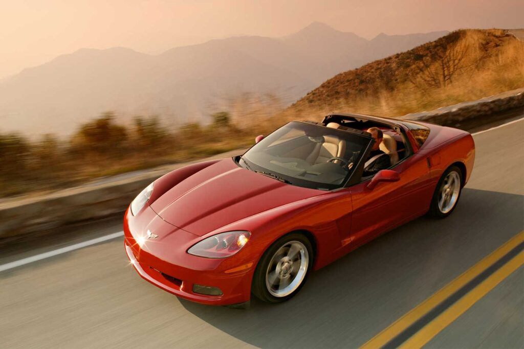 2005 Chevrolet Corvette coupe review classic MOTOR