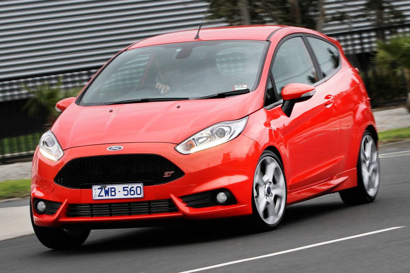 2014-Ford-Fiesta-ST.jpg