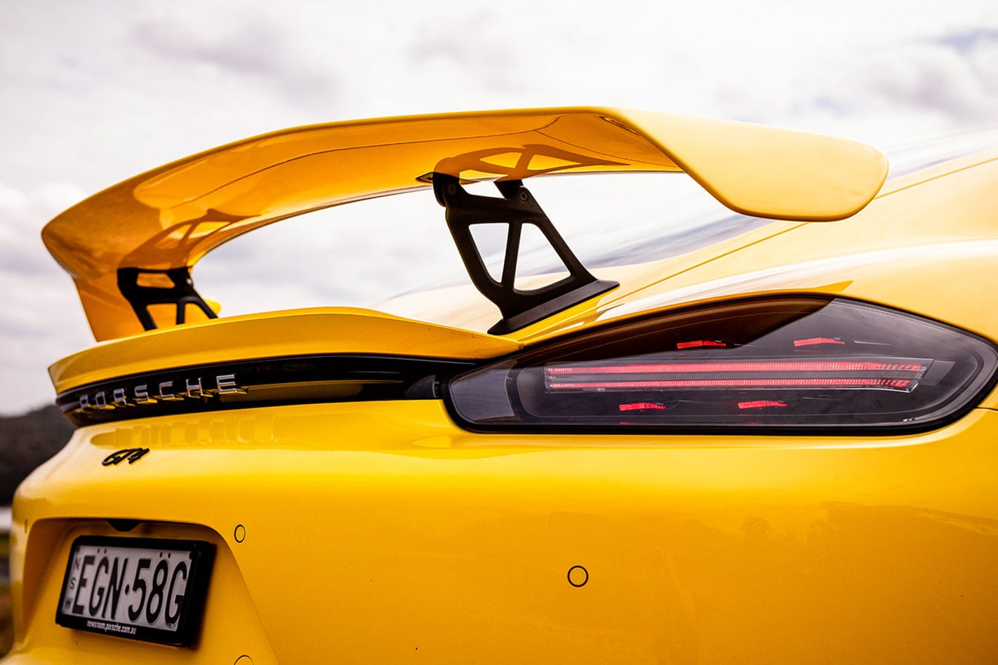 2020 Porsche 718 Cayman GT4 rear wing
