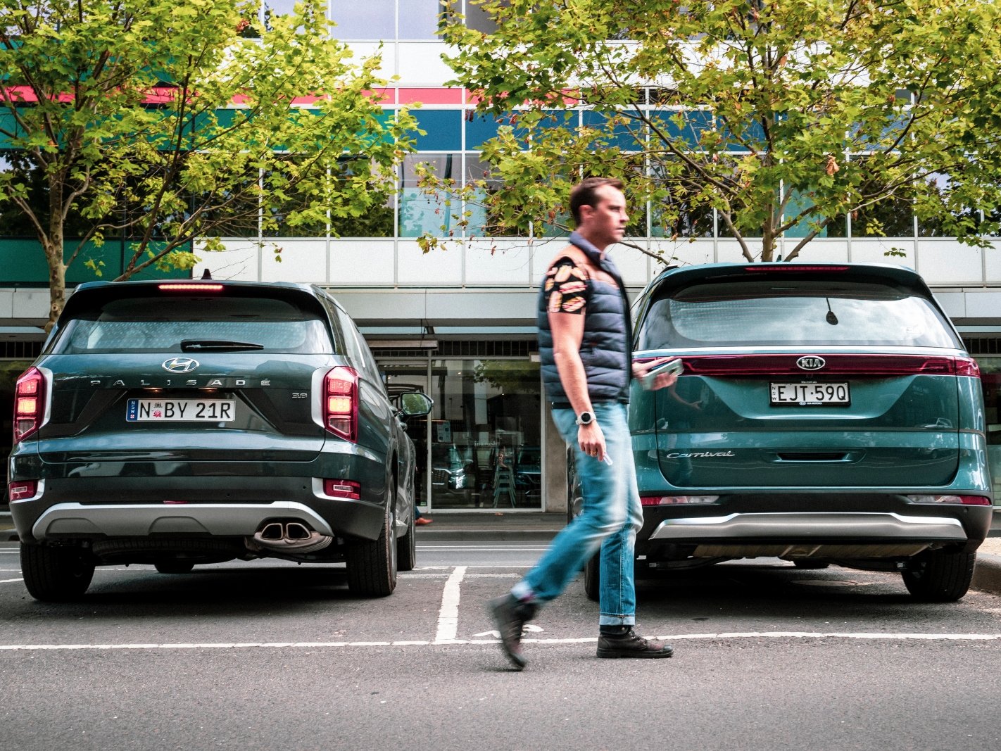 Hyundai Palisade vs Kia Carnival