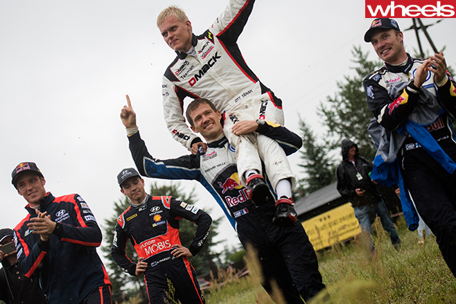 OTT-tanak -celebration