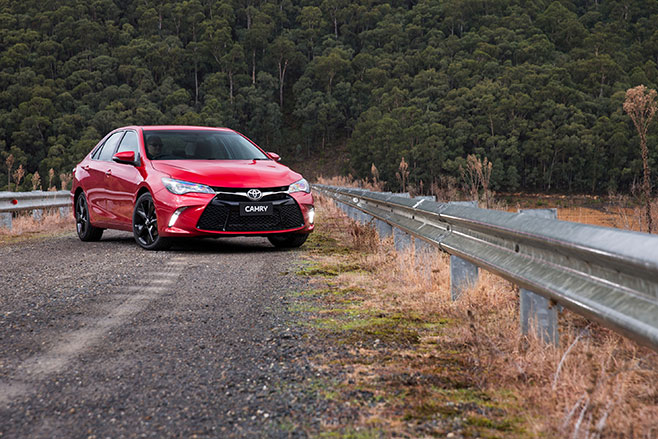 H 658_hr _15Camry _09