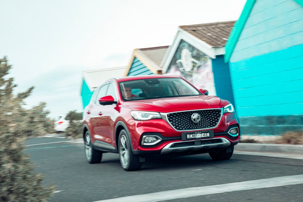 2021 MG HS Essence X