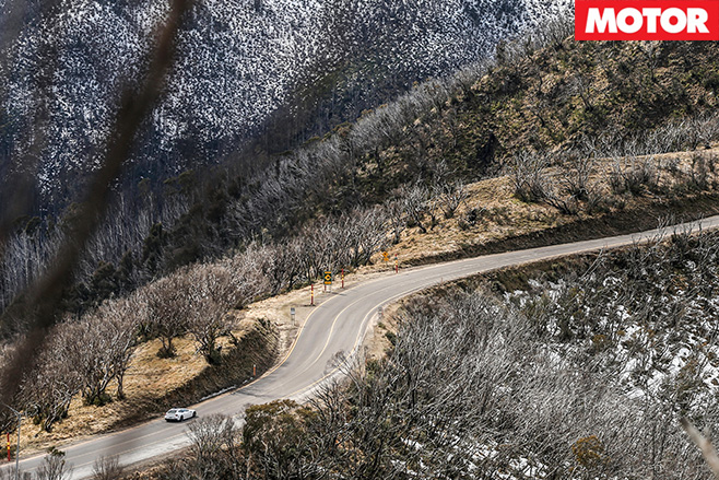 Ferrari FF Alpine driving