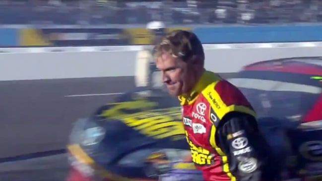 NASCAR, Jeff Gordon, Clint Bowyer, fight, 2012, AdvoCare 500, Phoenix International Raceway