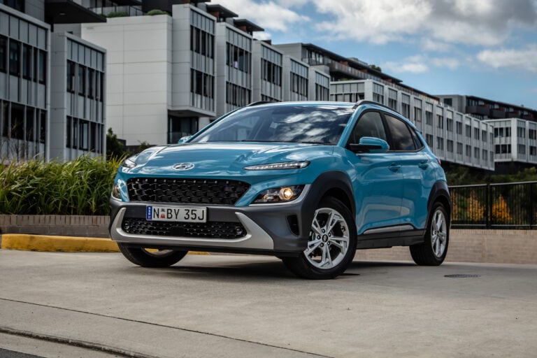 2021 Hyundai Kona Elite review feature