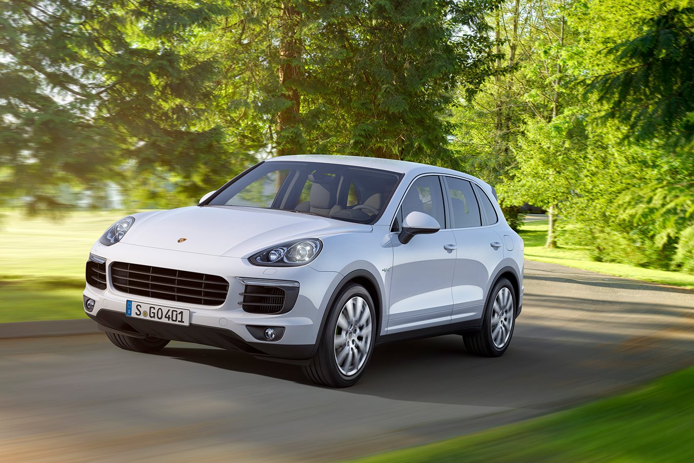 Porsche Cayenne S e-hybrid paris motor show