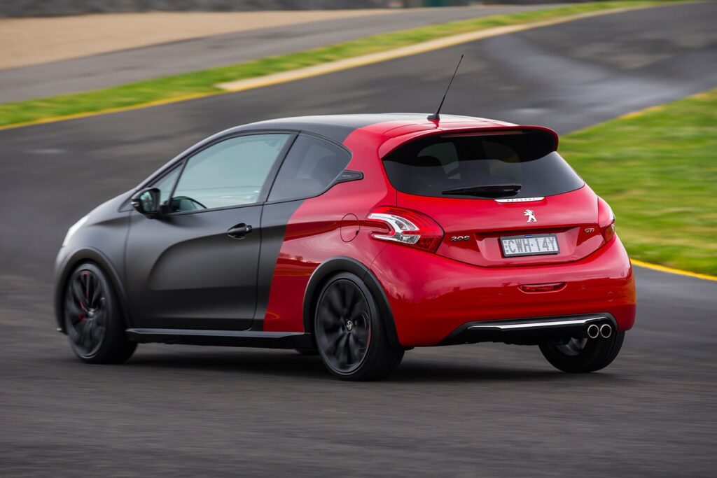 Peugeot 208/308 GTi track test