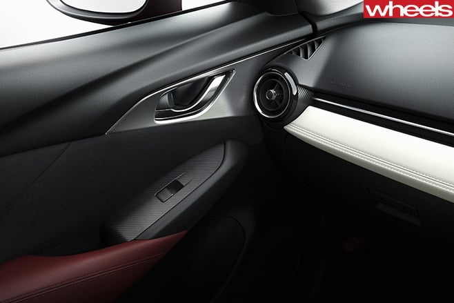 Mazda -CX-3-interior -door -trim