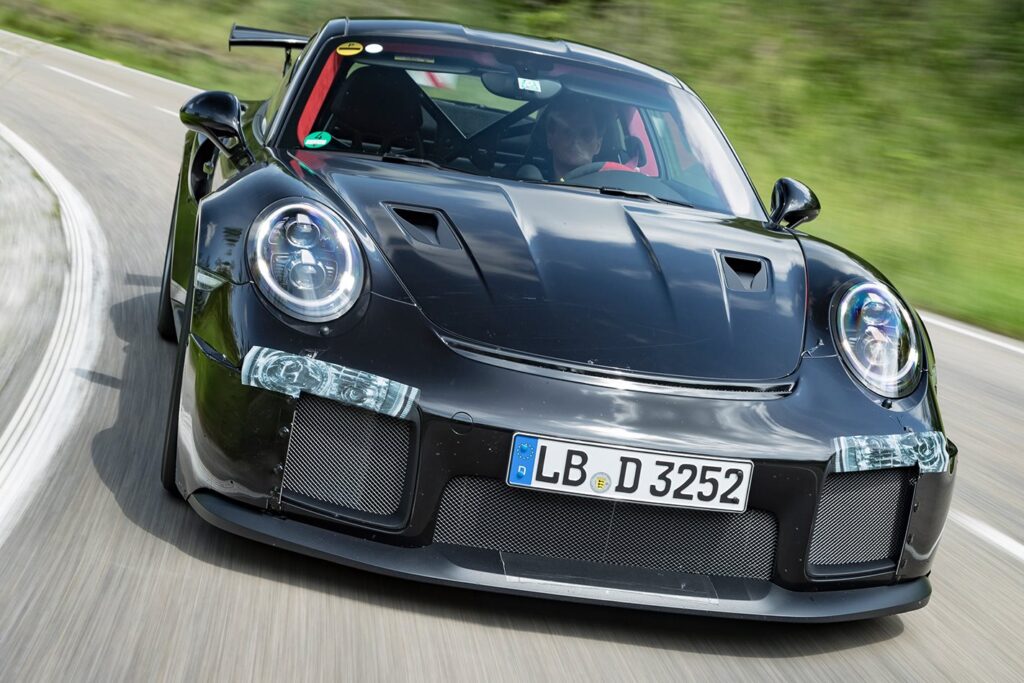 2018 Porsche 911 GT2 RS