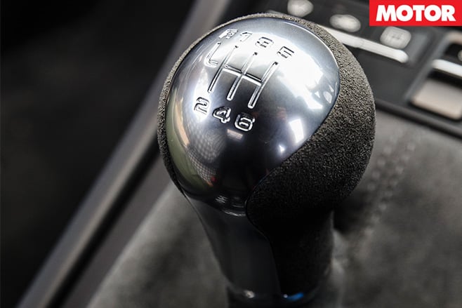 Porsche Boxster Spyder manual gear