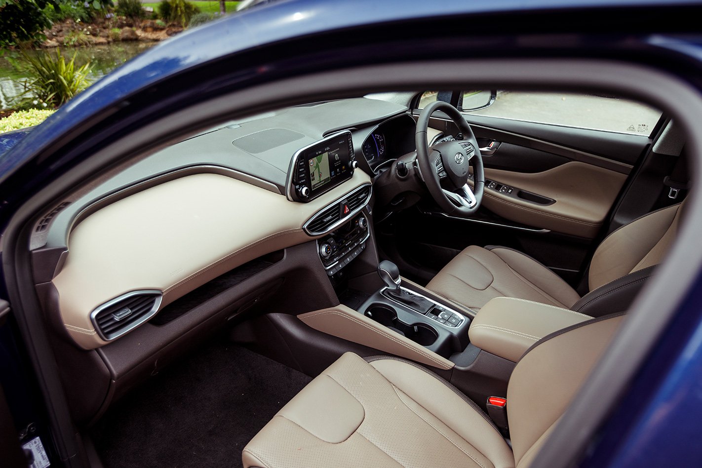 2019 Hyundai Santa Fe Highlander Interior