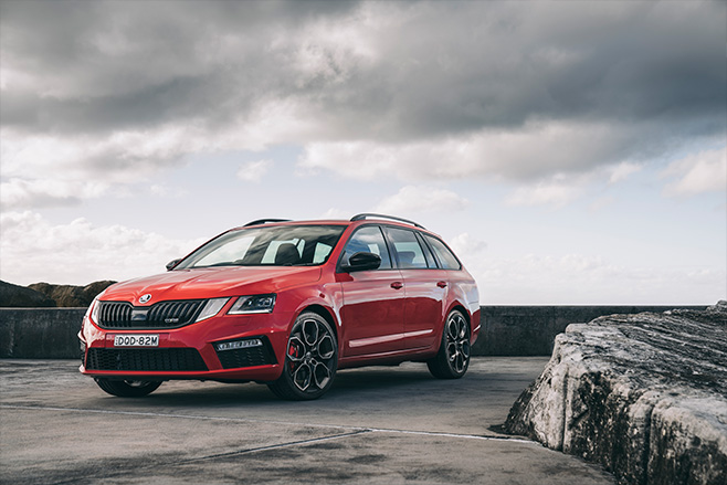 Skoda-Octavia-RS245-Wagon-red