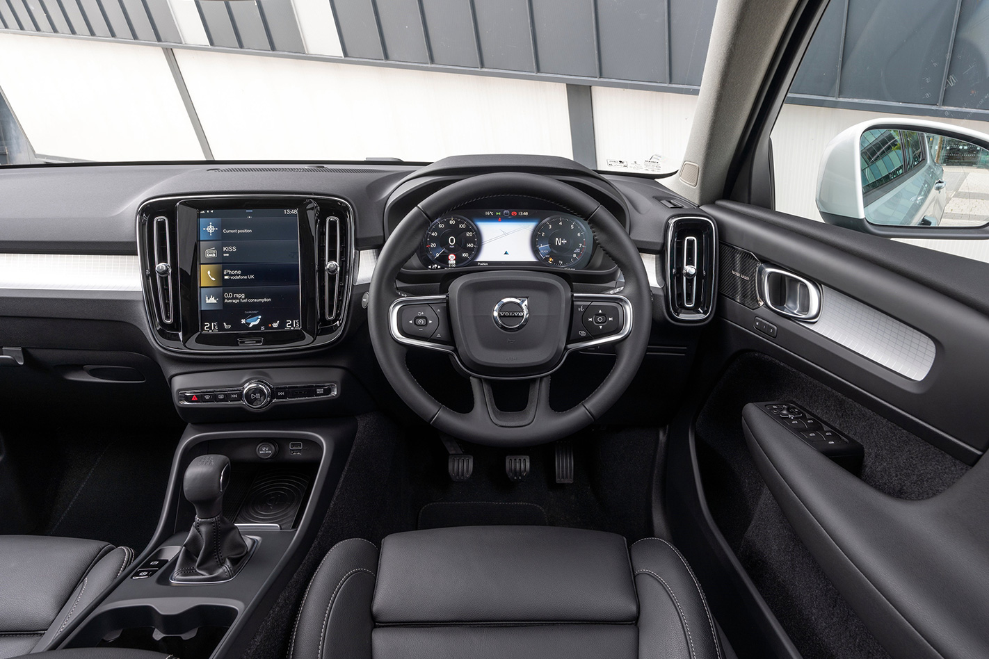 volvo xc40