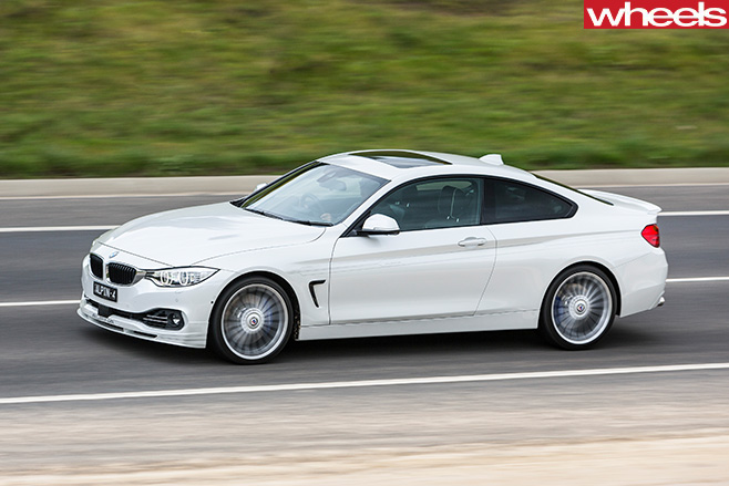 Alpina -B4-front -side -driving