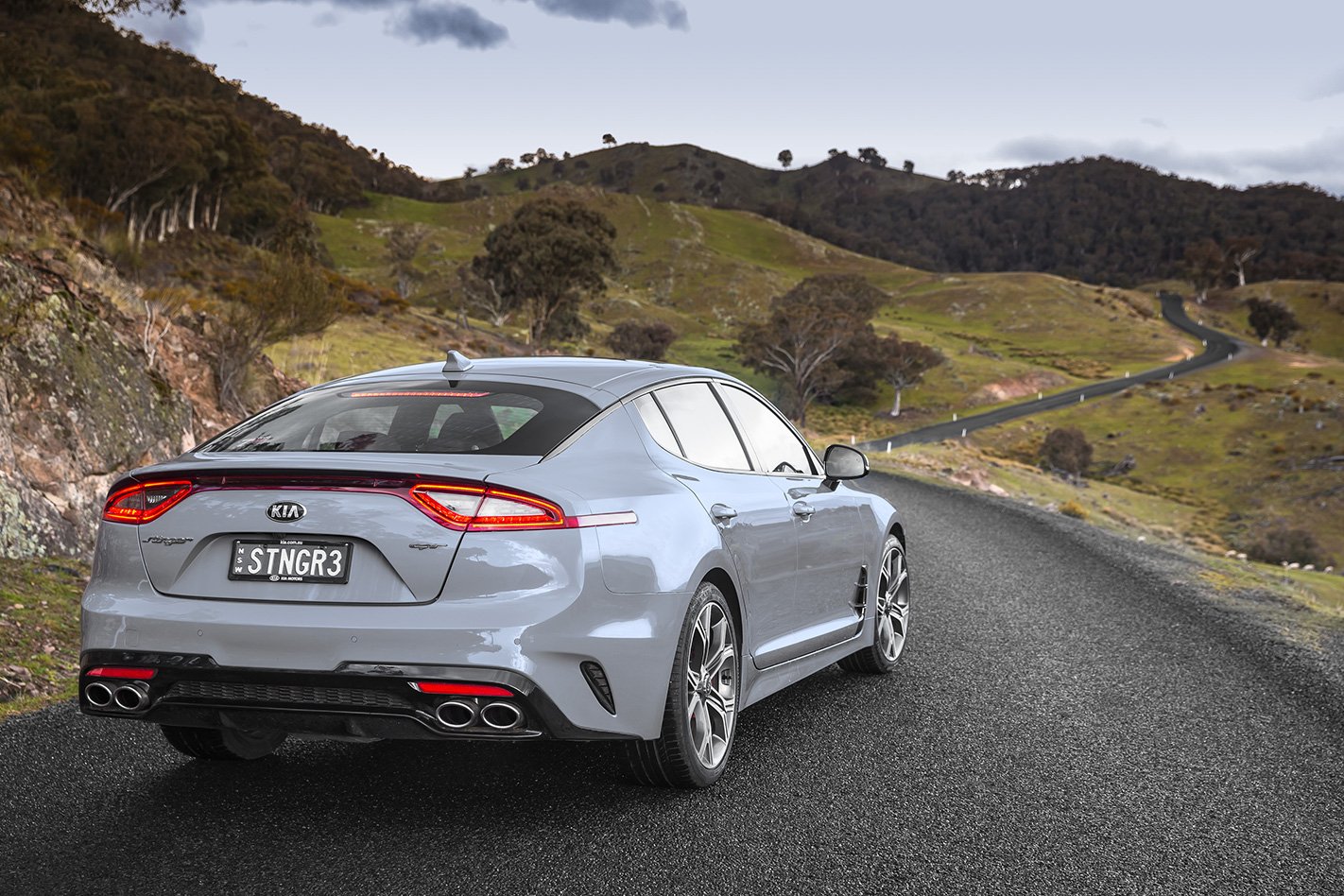 2018-Kia-Stinger-GT-tailights.jpg