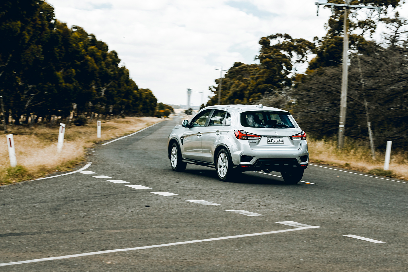 2020 Mitsubishi ASX steering and control