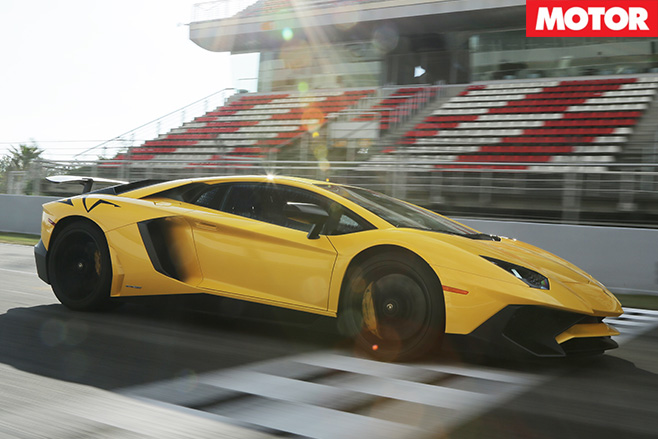 Lamborghini Avendator SV side driving