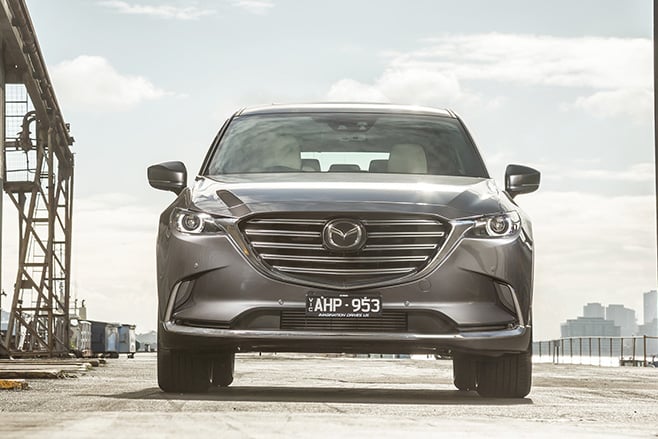 Mazda CX-9 grille