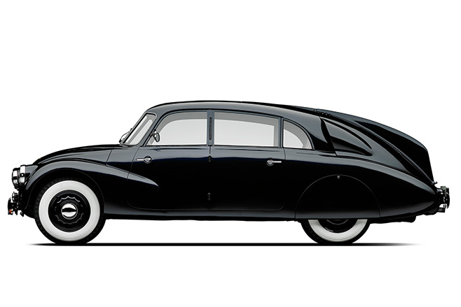 Tatra T87 side