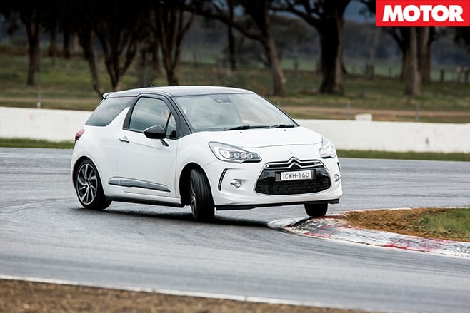 Citroen ds3 cornering on track