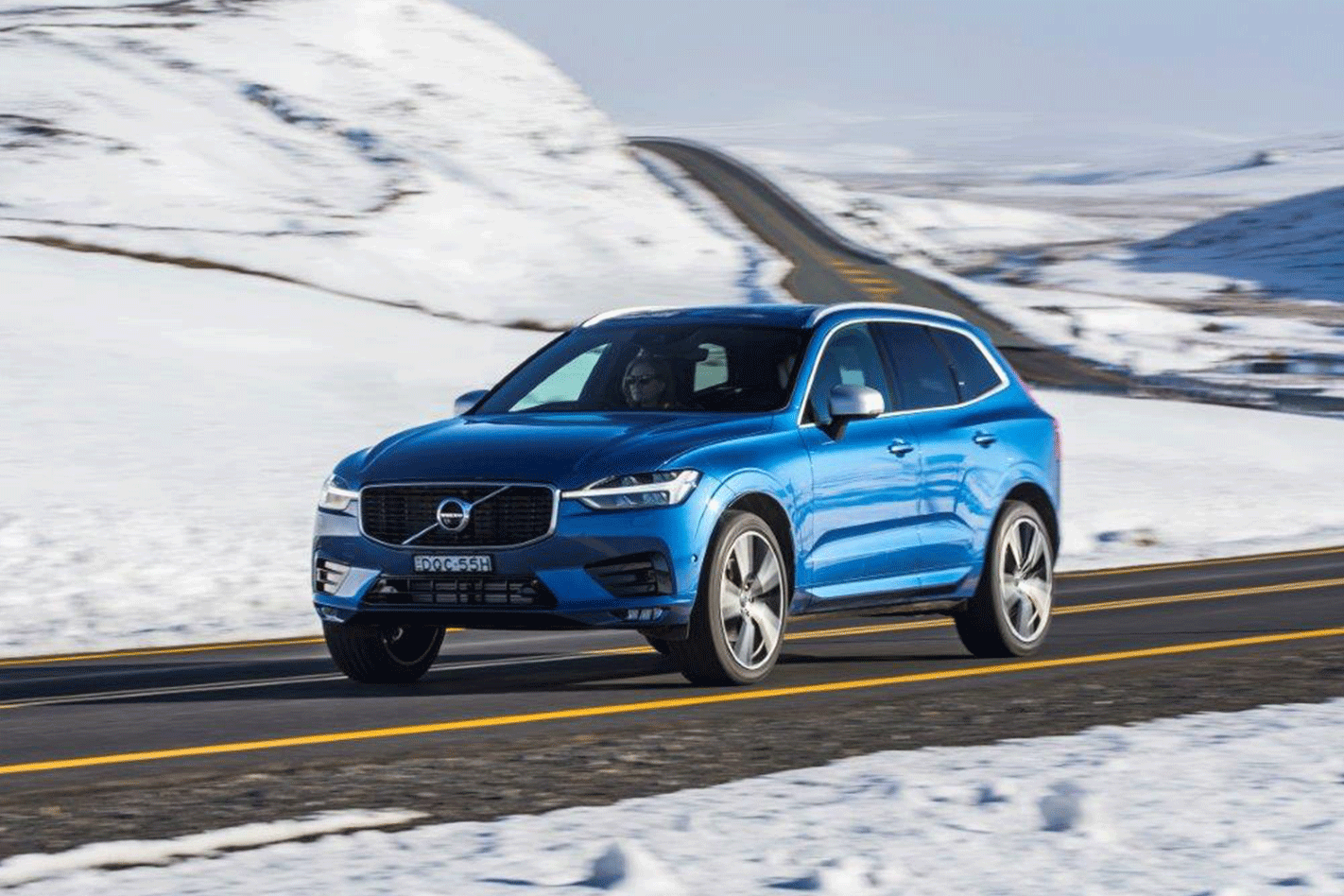 2018 XC60 T6 R Design Driving
