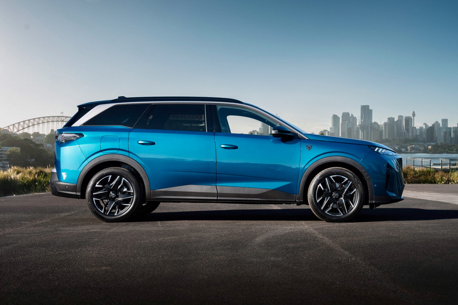 Peugeot Launches New 5008 Seven seat Hybrid only SUV In Australia peugeot-launches-new-5008-seven-seat-hybrid-only-suv-in-australia